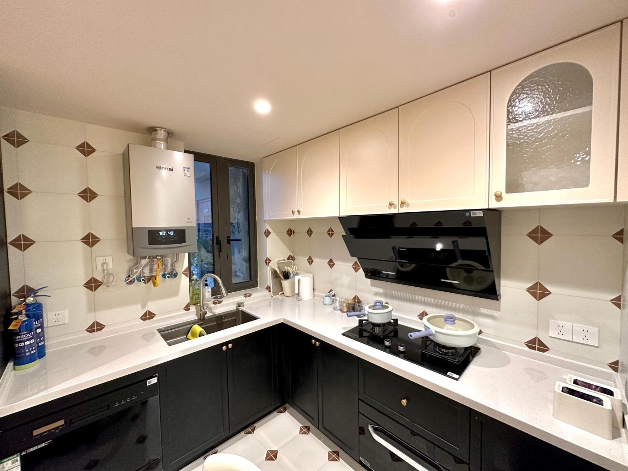 Zhome-fudi Garden-near The Bund Apartemen